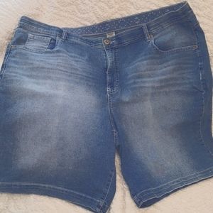 Faded Glory elastic waistband bermuda shorts